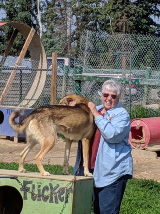 00000img_00000_burst20190627114939073_cover